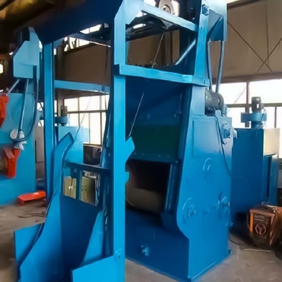 La macchina per la pulizia della superficie del pezzo di lavoro di tipo di gomma